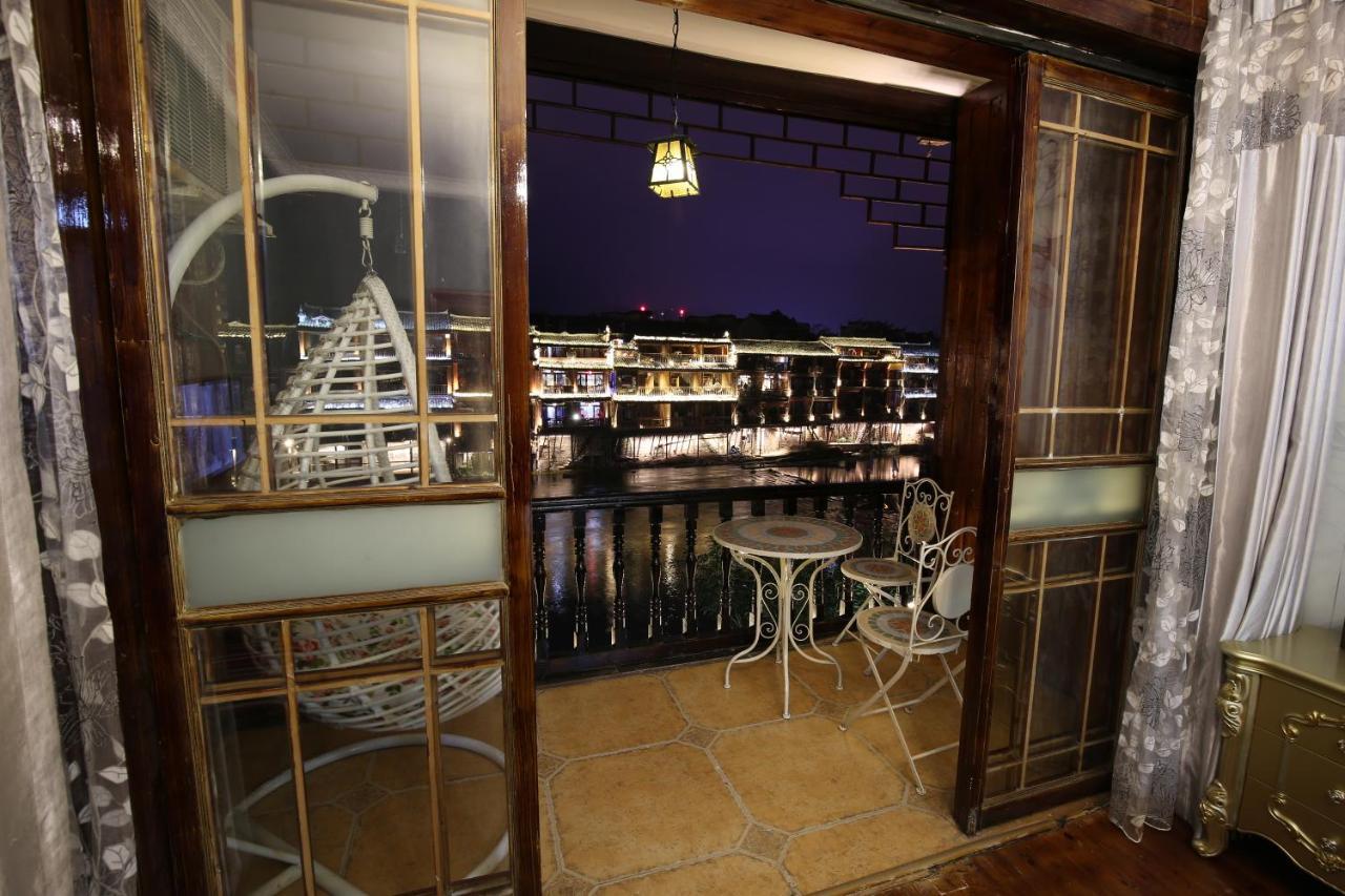 Fenghuang 1St Apartment المظهر الخارجي الصورة
